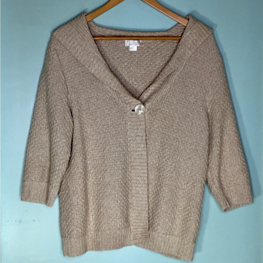 Christopher Banks Beige Cardigan 
Women's Size XL
Short Sleeve
